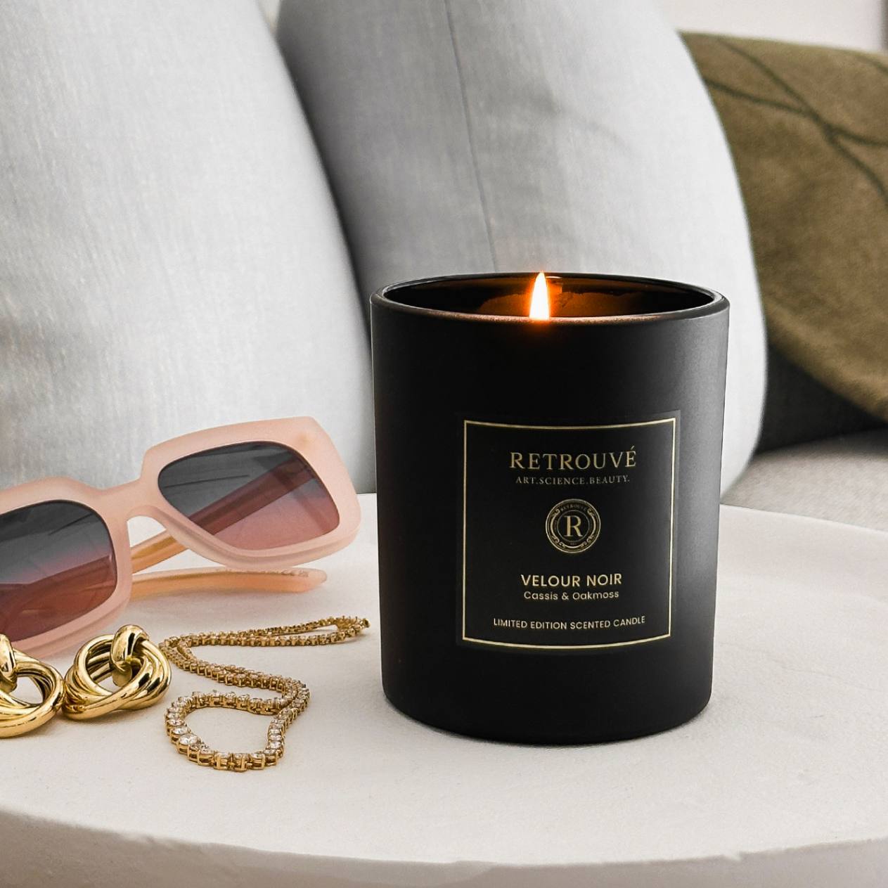 Velour Noir Candle